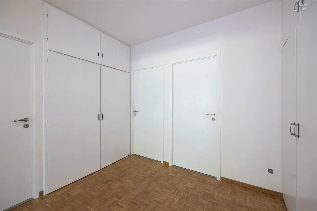 Apartman Eladó - 2100 DEURNE BE Image 6